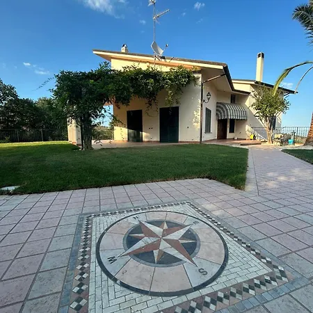 Raffaella לנצ'יאנו