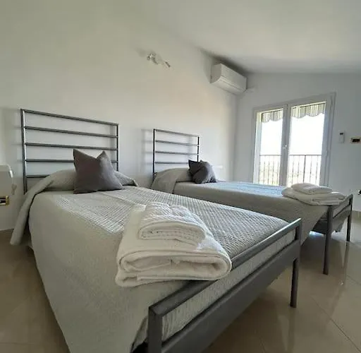 דירה Raffaella *